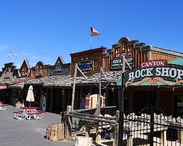 IMG_20190924_142603 Vor 30 Jahren gabs nur die paar Häuschen hier beim Eingang zum Bryce Canyon und vis a vis das Ruby's Restaurant.