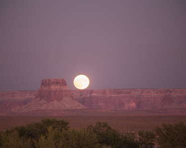 IMG_0989-1 Fullmoon over Glen Canyon